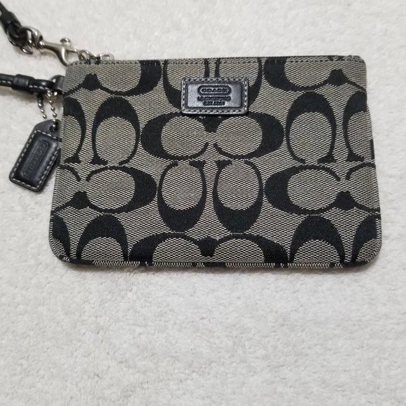 Coach wristlet handbag - Picture 2 of 6
